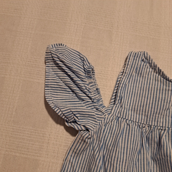 Crazy 8 girls size 5/6 cold shoulder blue & white striped dress - Picture 2 of 5